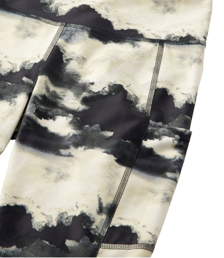 L.L.Bean | Women's L.L.Bean Everyday Performance 7/8 Leggings, High-Rise Pocket Print