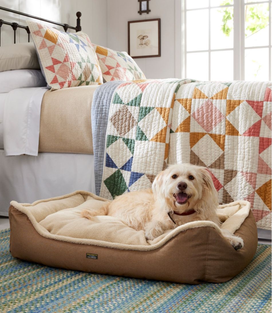 L.L.Bean | Premium Cuddler Dog Bed