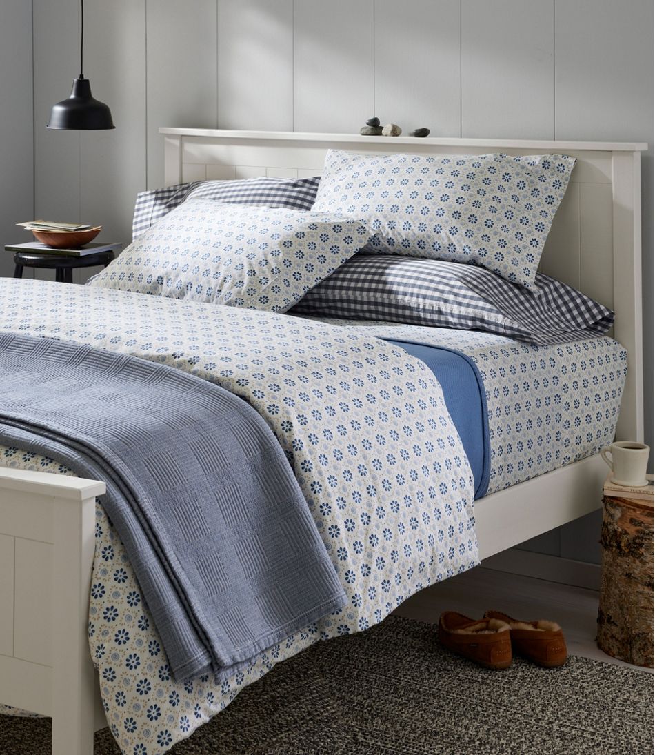 L.L.Bean | Wooden Cottage Bed
