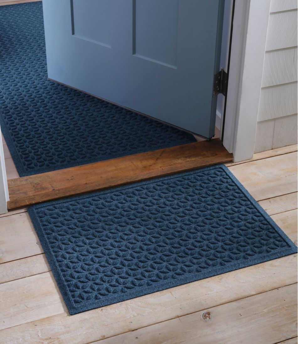 L.L.Bean | Heavyweight Recycled Waterhog Doormat, Blooming Circles