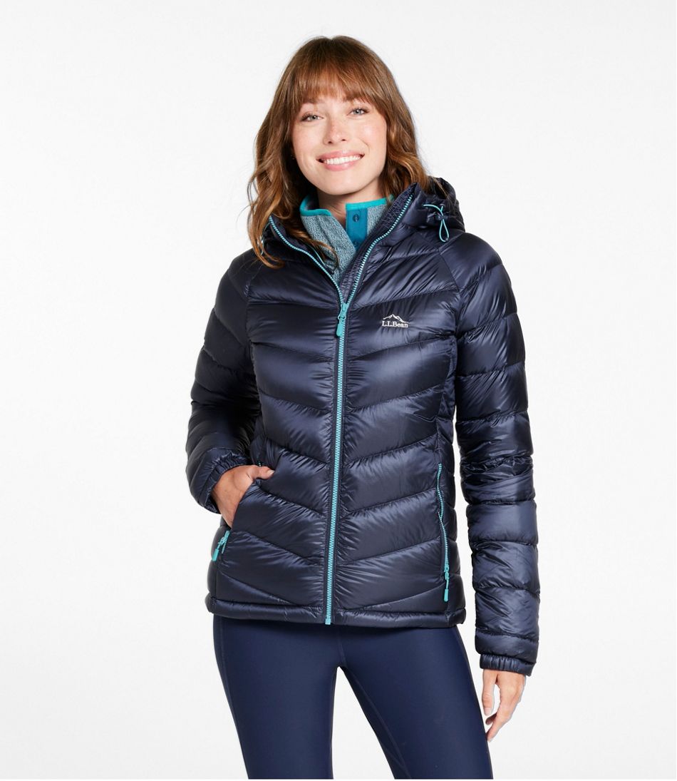 L.L.Bean | Women's Ultralight 850 Down Hooded Jacket